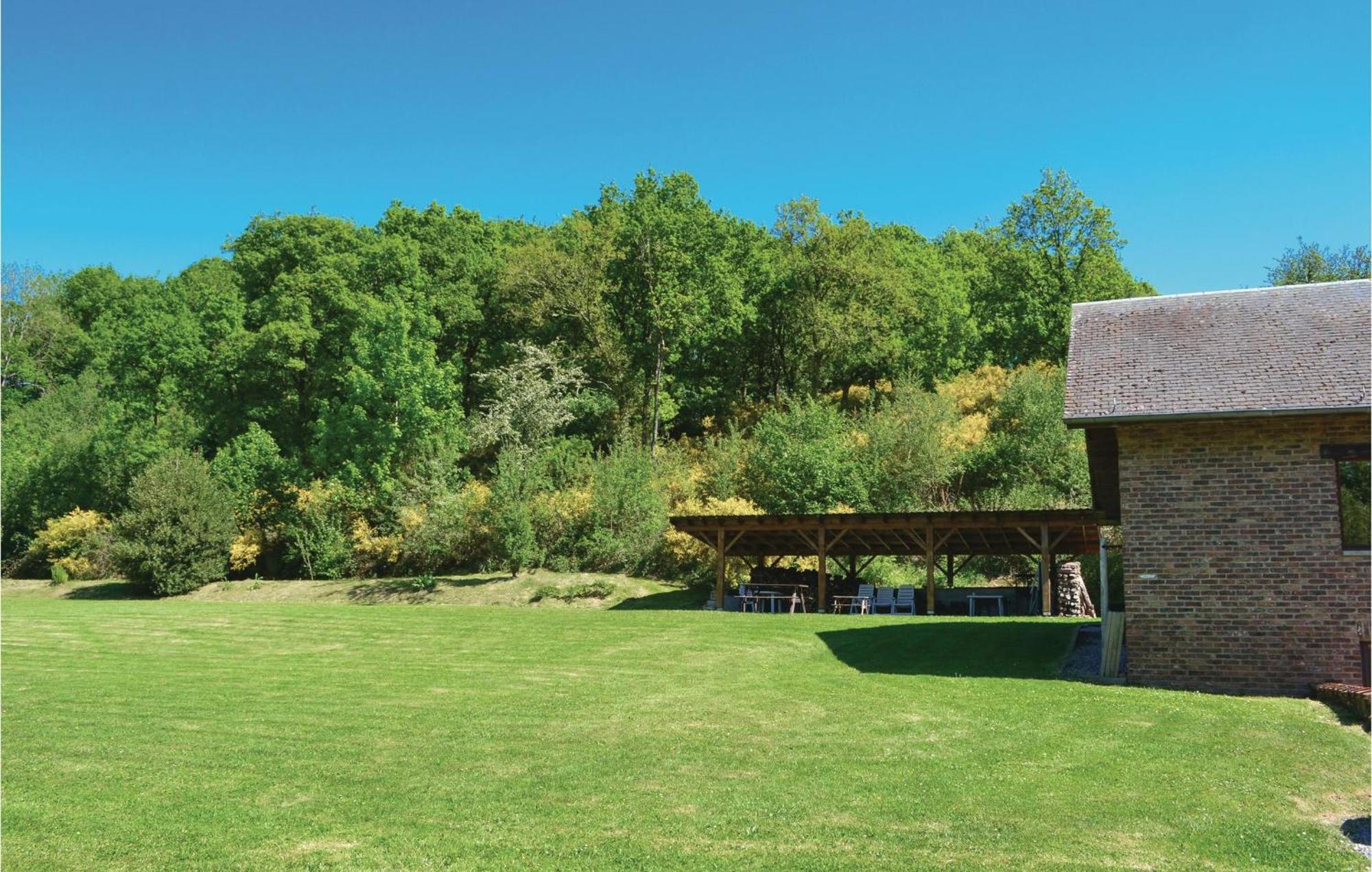 Thanville Pondrome Εξωτερικό φωτογραφία